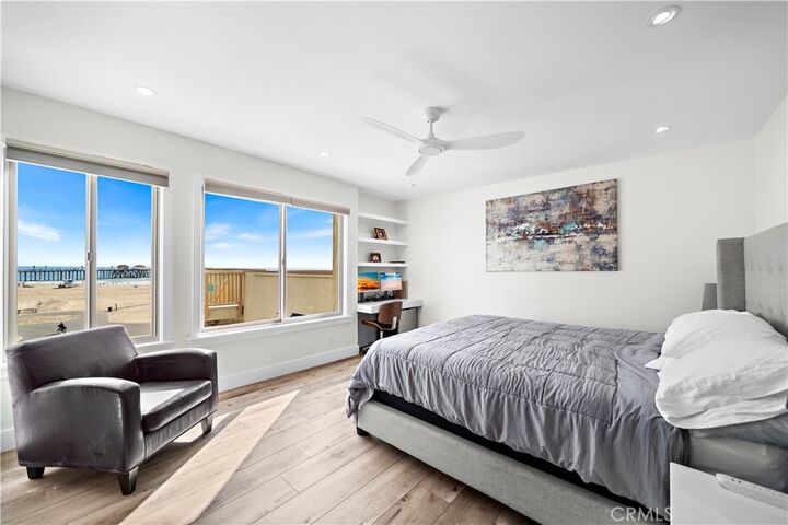 Property Photo: 711 Pacific Coast 330 CA 92648
