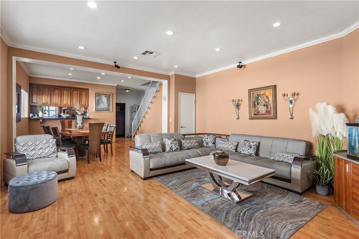 Property Photo:  620 N 6th Street 106  CA 91501 