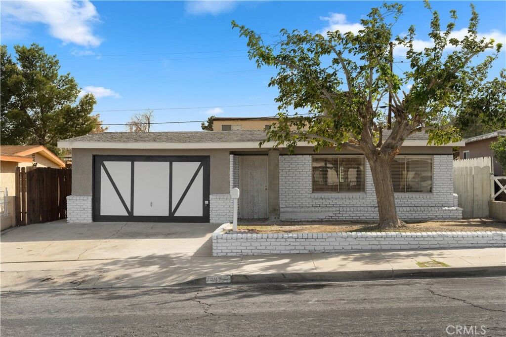 Property Photo:  1836 Sunrise Road  CA 92311 