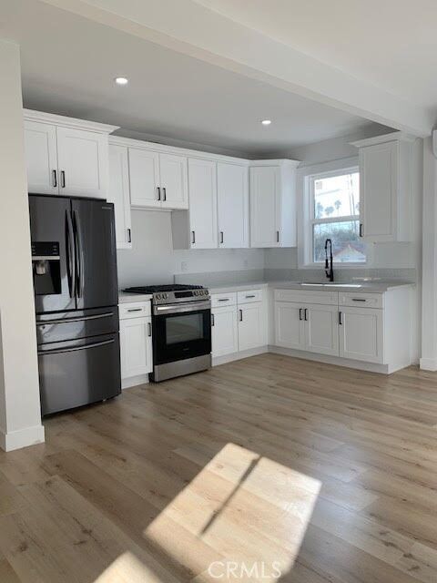 Property Photo:  247 N New Hampshire  CA 90004 