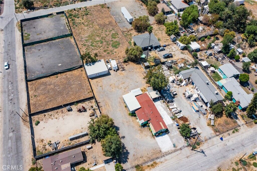 Property Photo: 603 San Jacinto CA 92408