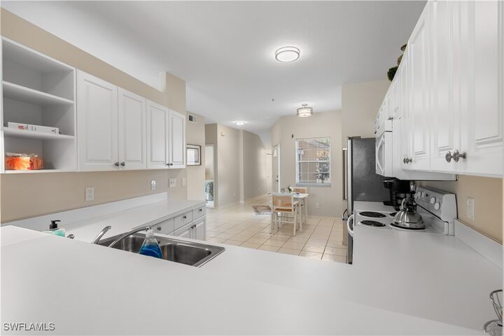 Property Photo:  1758 Reuven Circle 1503  FL 34112 