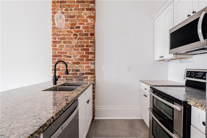 Property Photo:  4526 24 S Robertson Street  LA 70115