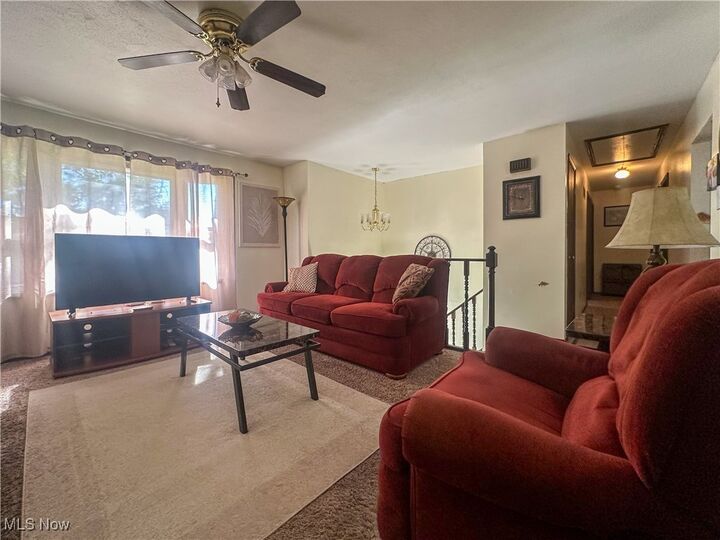 Property Photo: 820 Cynthia Court OH 44446