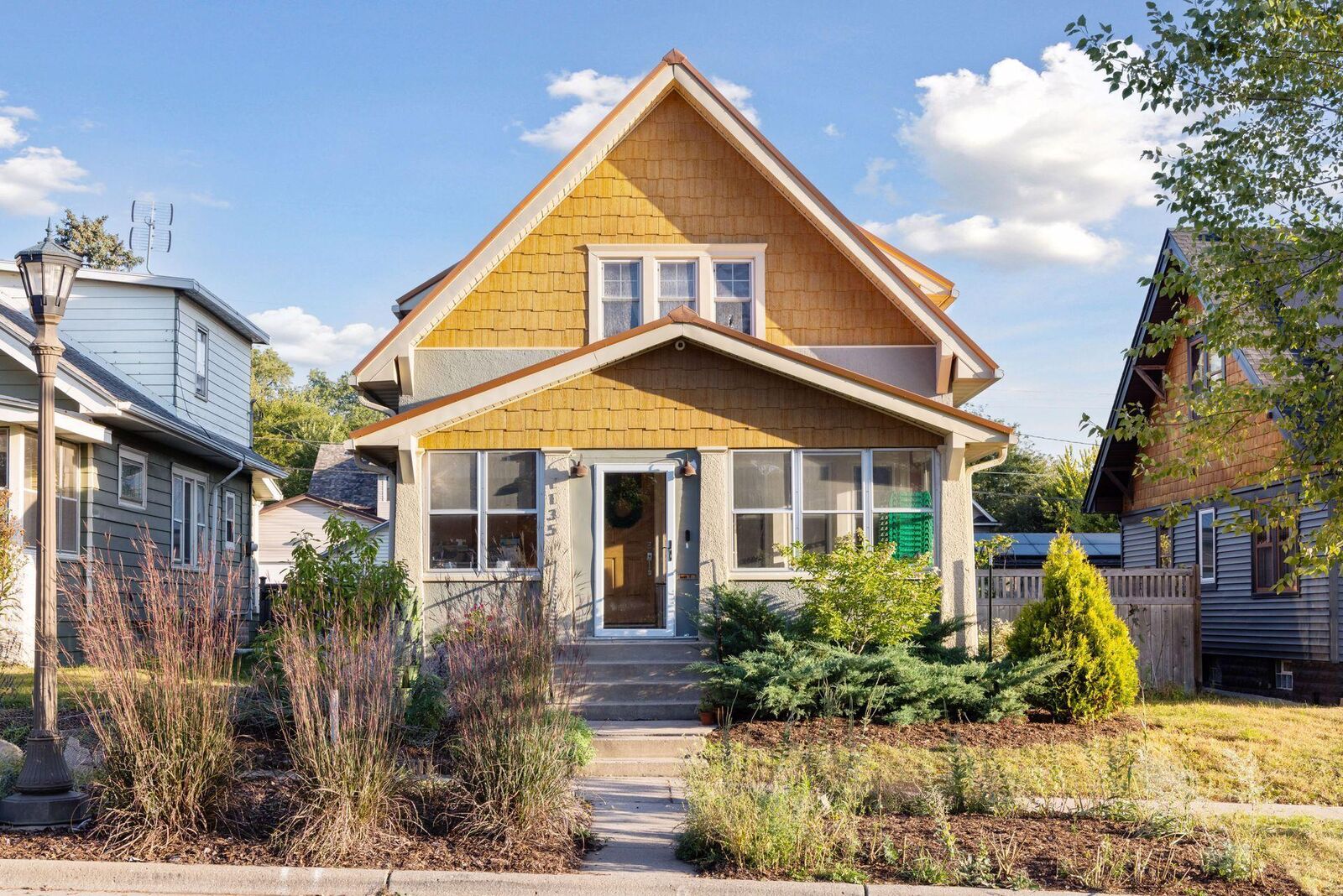 Property Photo: 1135 Charles Avenue MN 55104