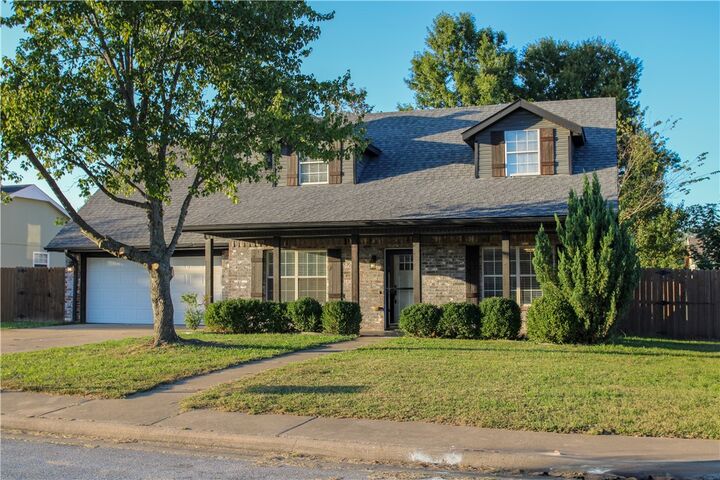 2711 Bishop Drive  Rogers AR 72756 photo