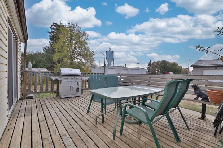 Property Photo: 126 Alberta Street AB T0B 3L0