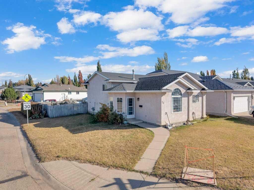 Photo de la propriété: 73 Lansbury Close AB T4L 1P4