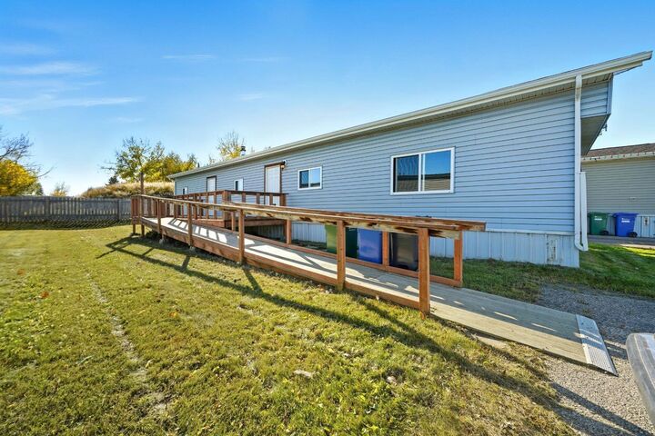 Property Photo:  5344 76 Street 266  AB T4P 2A6 