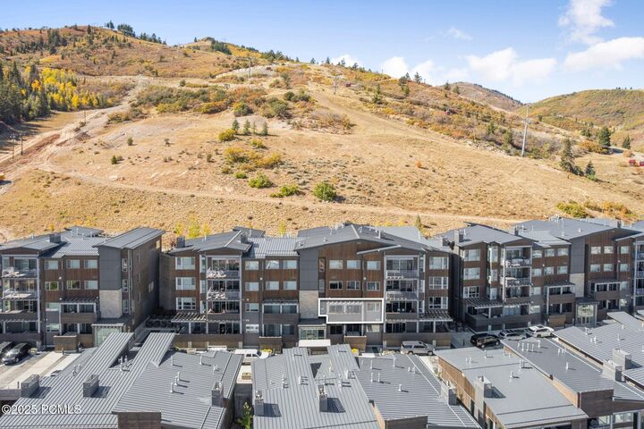 Property Photo: 2752 W High Mountain Road 207 UT 84098