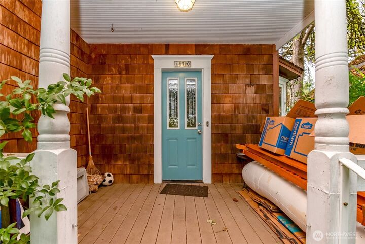 Property Photo:  130 W Pine Street  WA 98584 