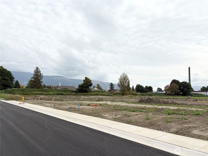 Property Photo:  404 W 3rd Street  WA 98247 