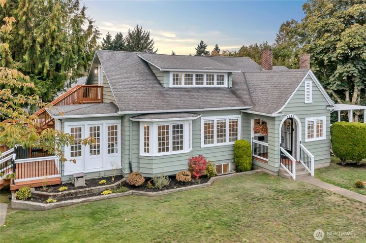 7656  Pacific Avenue  Tacoma WA 98408 photo