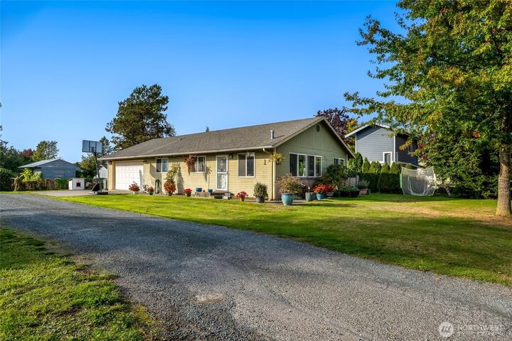 319  6th Street  Blaine WA 98230 photo
