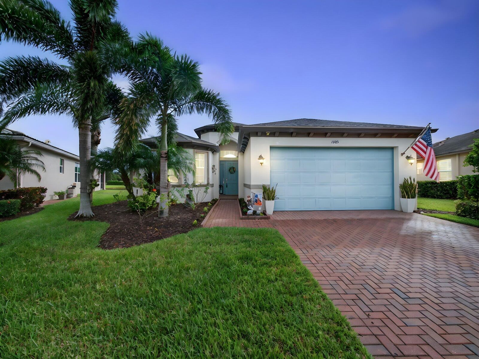 Property Photo:  11265 SW Lake Park Drive  FL 34987 