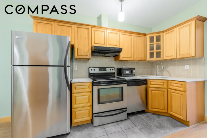 Property Photo:  433 Dekalb Avenue  NY 11205 