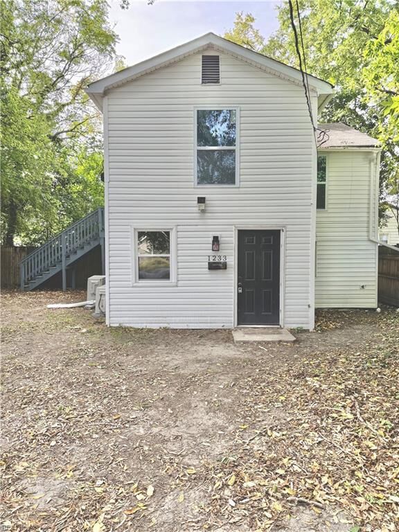 Property Photo:  1233 Centre Ave  VA 23704 