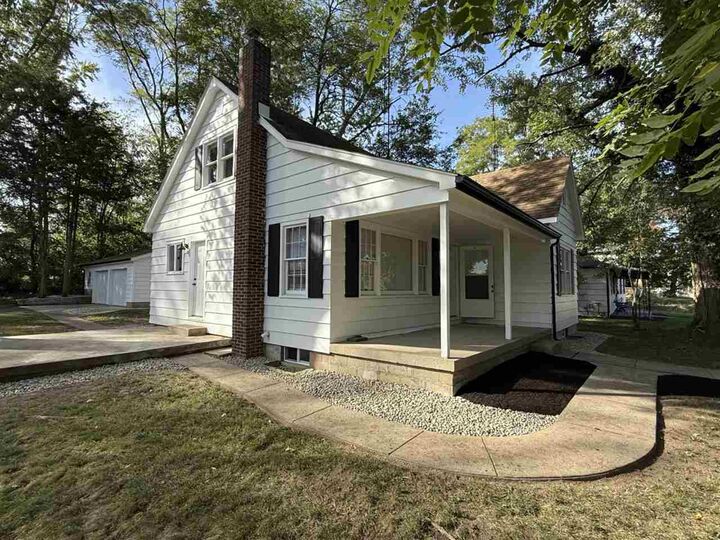 Property Photo:  148 SW 13th Street  IN 47374 