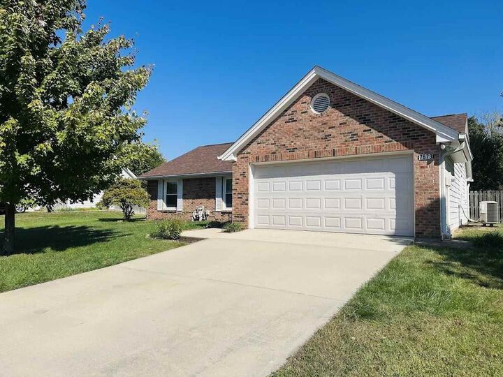 Property Photo: 7673 Lippincott Way Indianapolis IN 46268