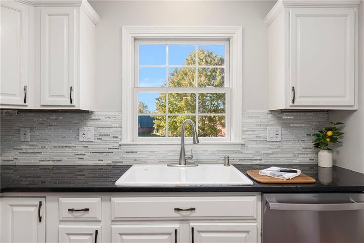 Property Photo: 231 Maple Avenue 204 RI 02840