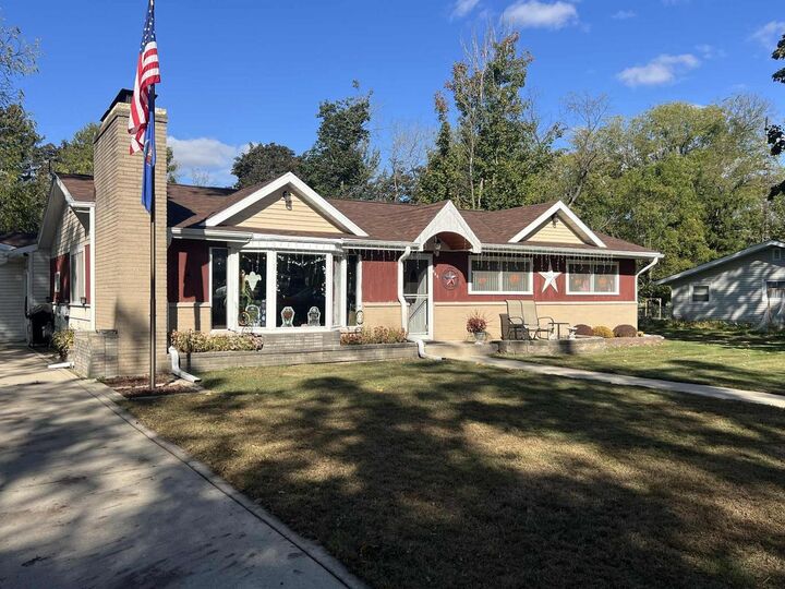 Property Photo: 644 Greenfield Street WI 53121