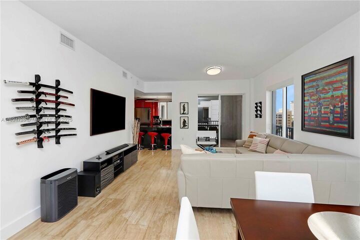 10 Aragon Ave 706  Coral Gables FL 33134 photo