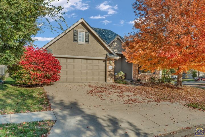 2240 SW Millers Glen Dr  Topeka KS 66614 photo