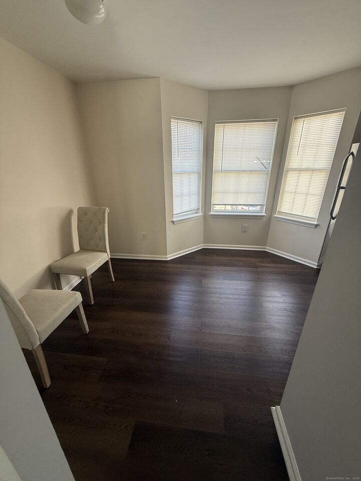 Property Photo:  2612 North Avenue E2  CT 06604 