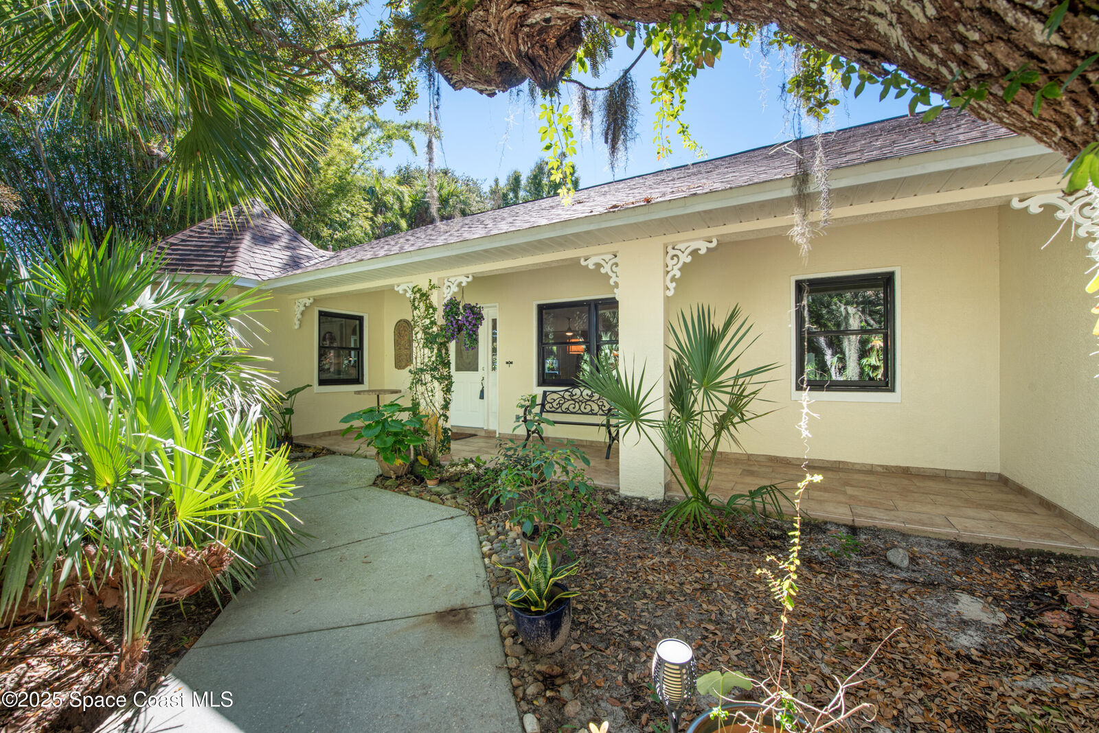 Property Photo:  275 Ibis Drive  FL 32951 