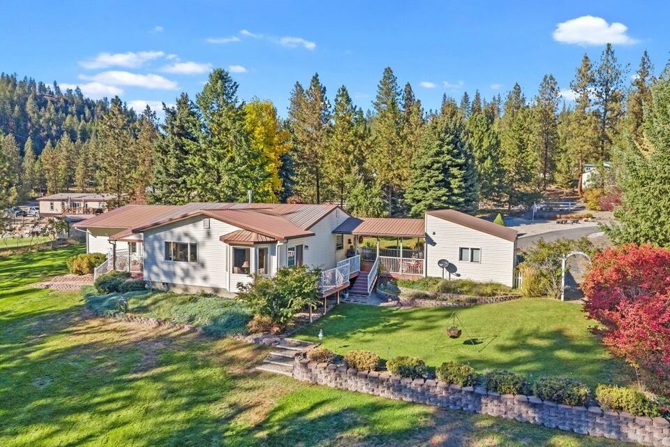Property Photo: 2419Q Sand Canyon Rd WA 99109