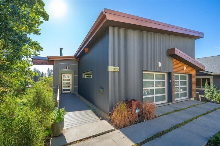 1805 W Cannon Place Ln  Spokane WA 99204 photo