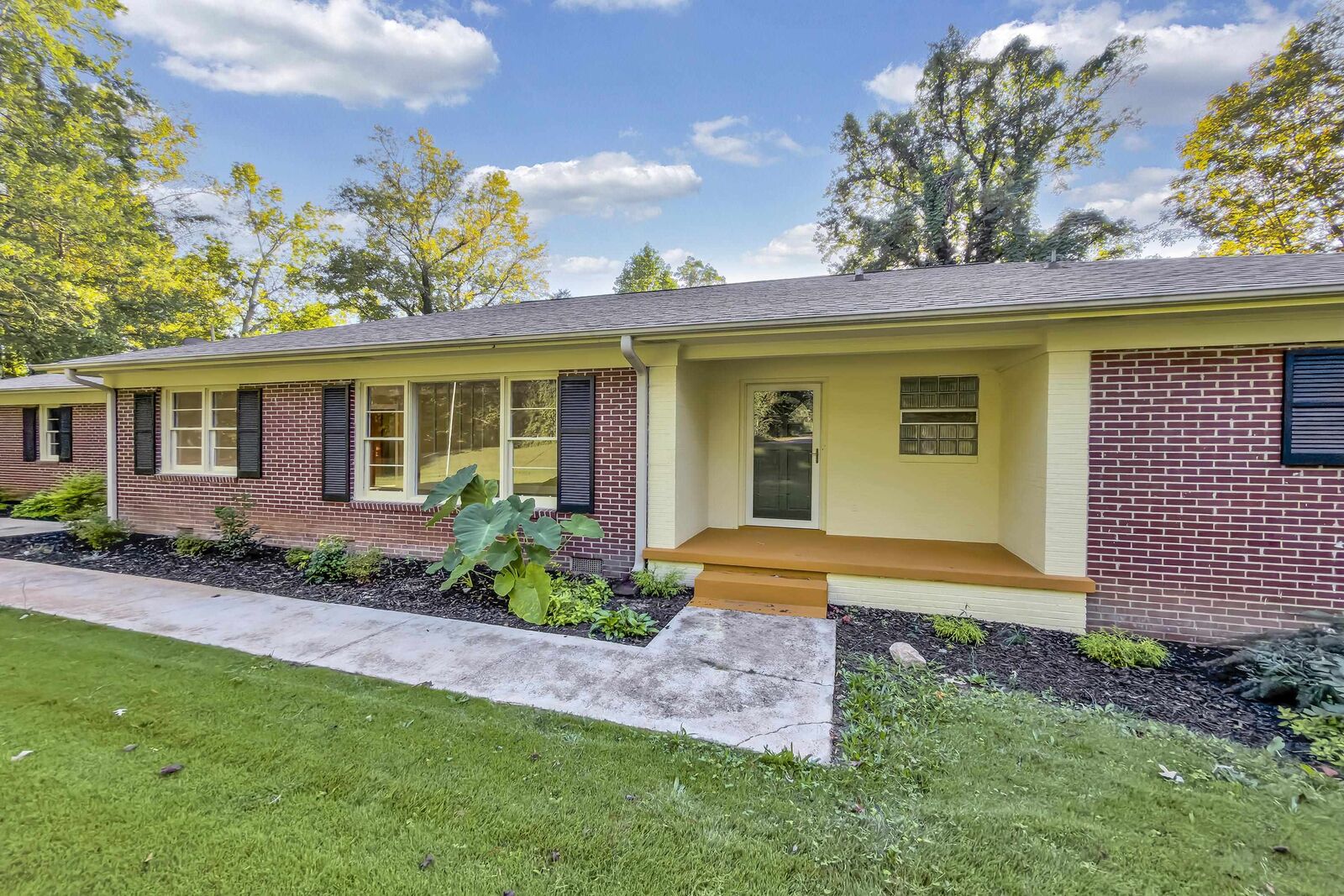 Property Photo:  3823 Maid Marion Lane  SC 29302 