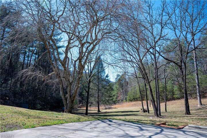 Property Photo:  8244 N Nc Highway 16  NC 28651 