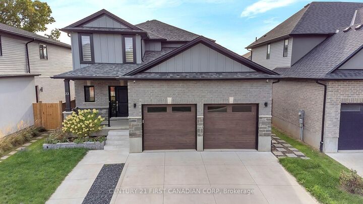 Property Photo:  41 Earlscourt Terrace 33  ON N0L 1R0 