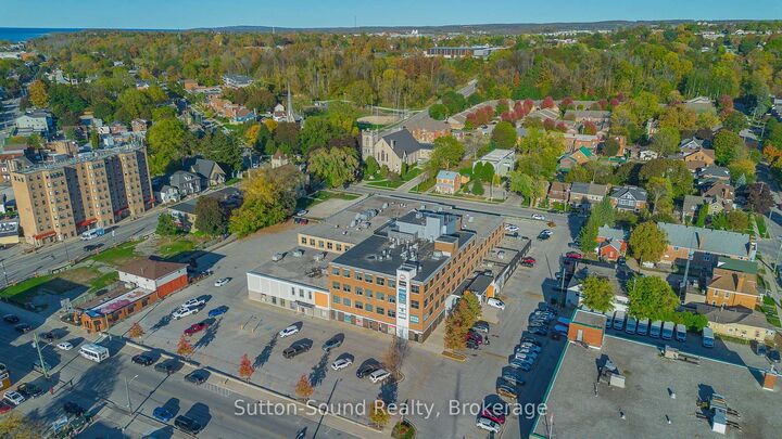 945 3rd Avenue East Avenue 410  Owen Sound ON N4K 2K8 photo