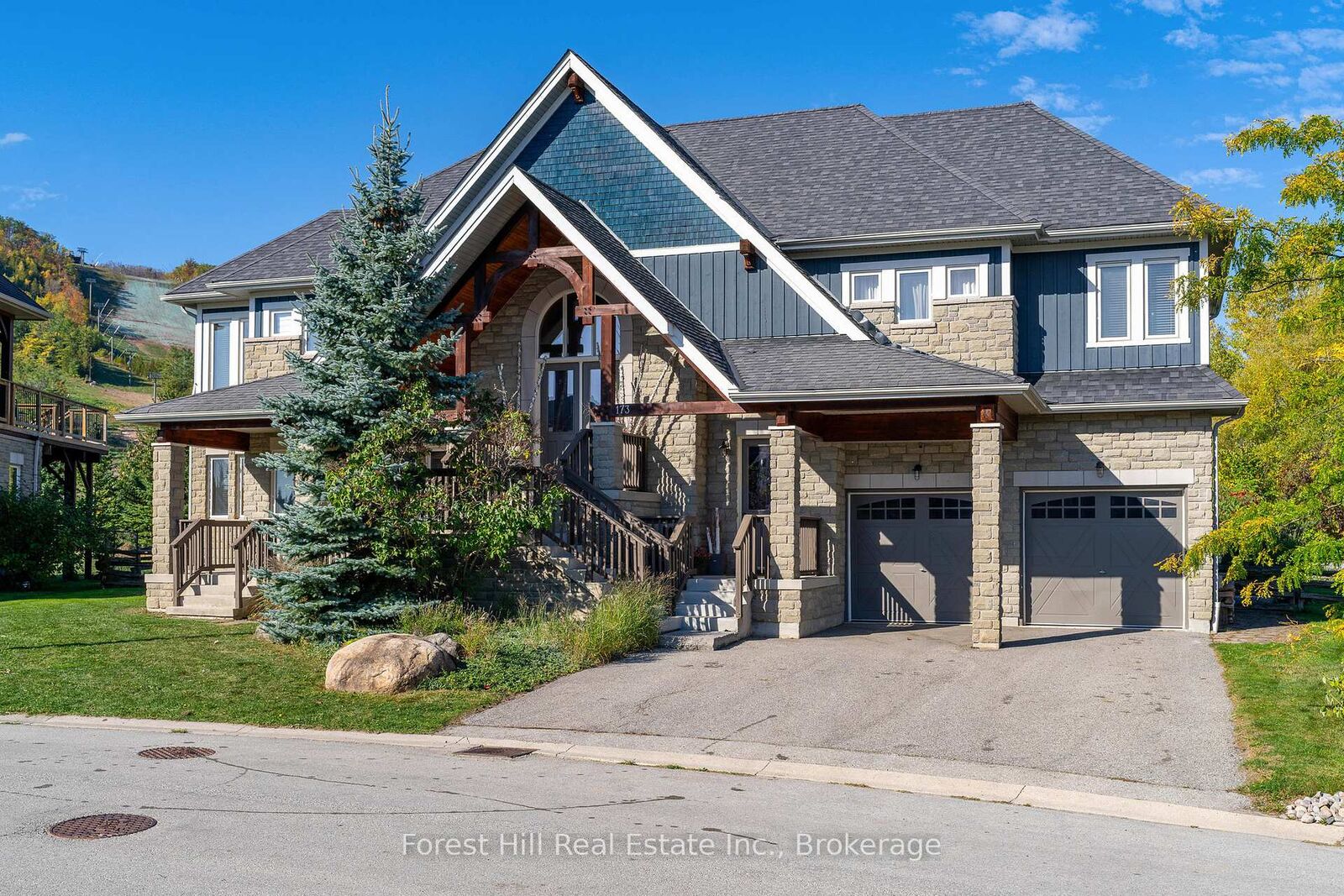 Property Photo:  173 National Drive  ON L9Y 0B5 