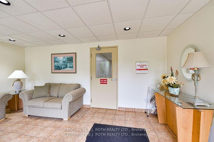 Property Photo: 125 Bond Street 302 ON L3V 1J7