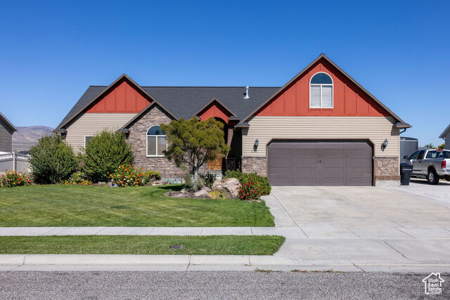 Property Photo:  808 W 400 S  UT 84337 