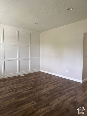 Property Photo: 7712 N Red Oak Rd E UT 84005