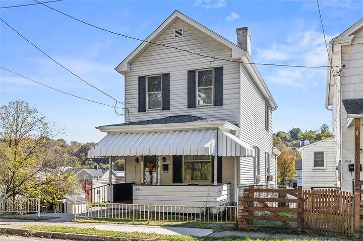 Property Photo: 241 W State St PA 15071