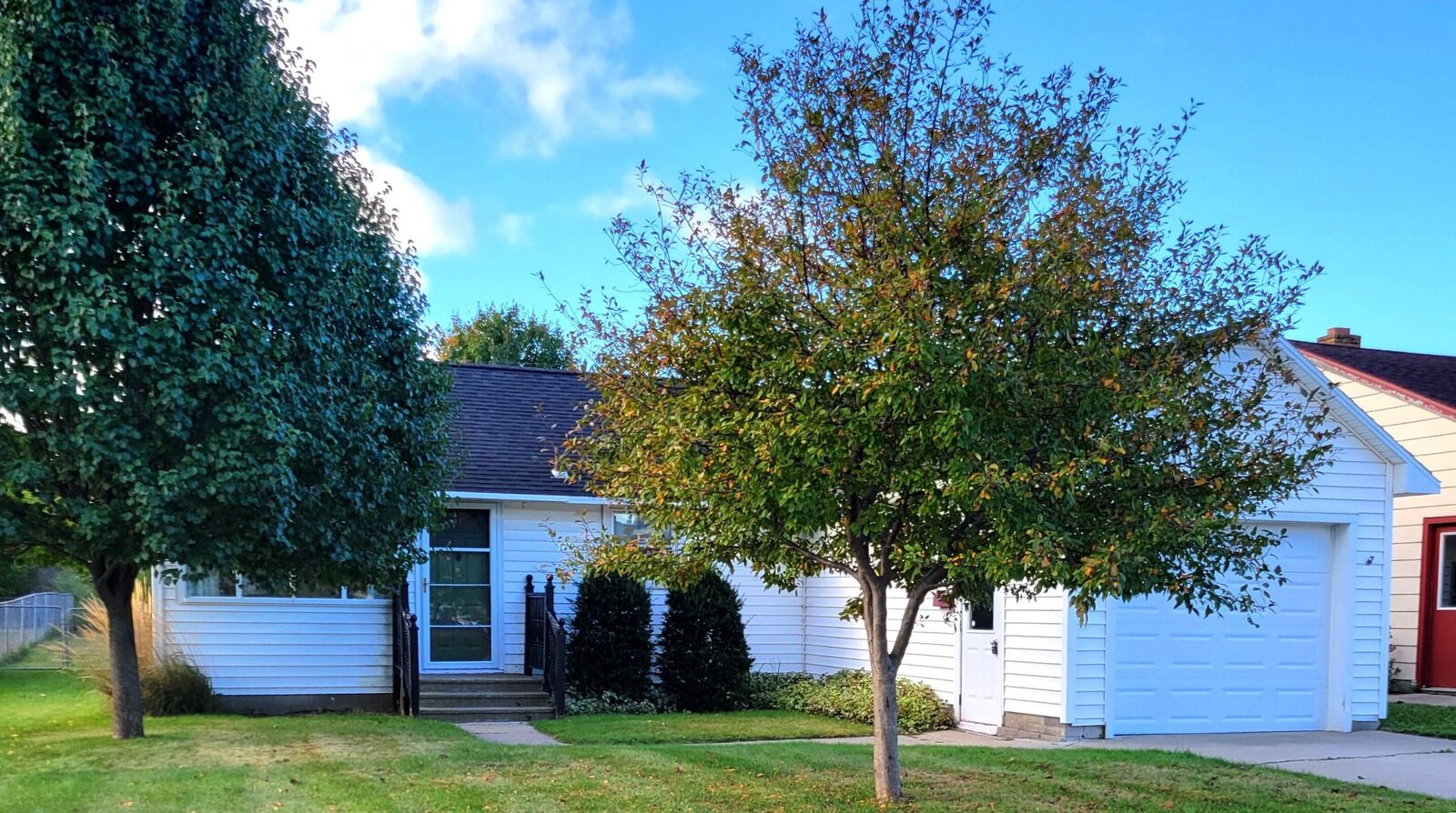 Property Photo: 120 West Bingham Street MI 49707