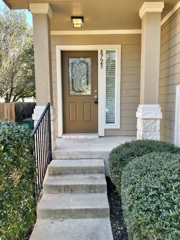 Property Photo:  8725 White Ibis Drive  TX 78729 