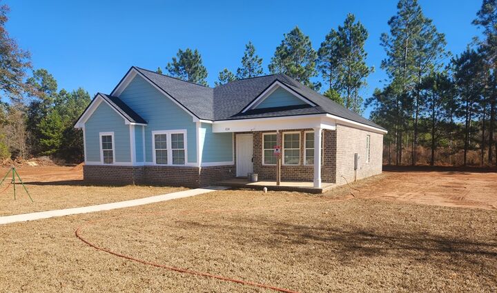Property Photo:  834 Lockett Station Road  GA 31721 