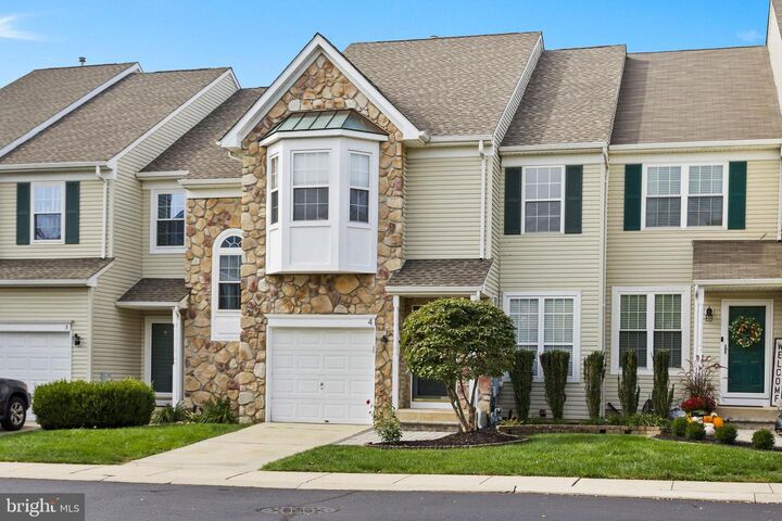 Property Photo: 4 Barclay Court NJ 08505