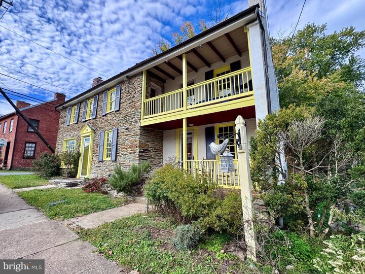 Property Photo: 1226 Washington Street WV 25425