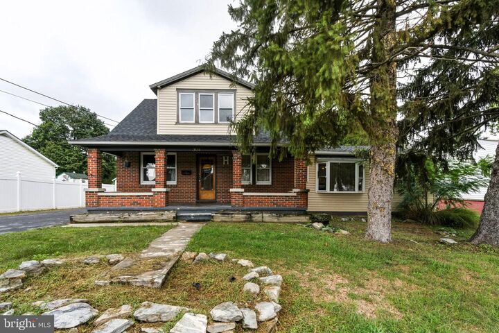 Property Photo: 304 Bowers Street WV 25401