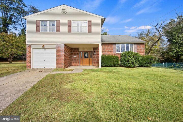 Property Photo: 421 Jonathan Place PA 19115