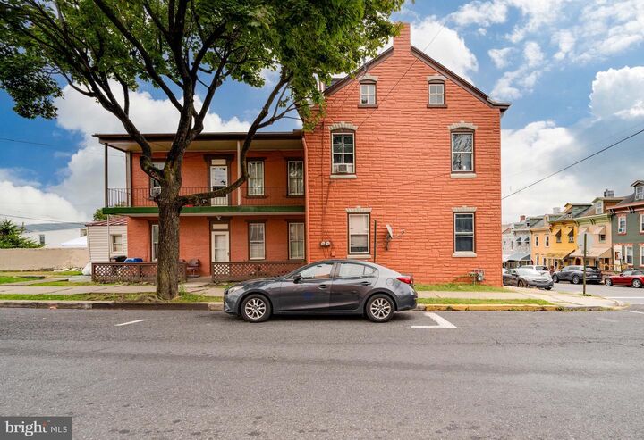 Property Photo: 245 Chestnut Street PA 19611