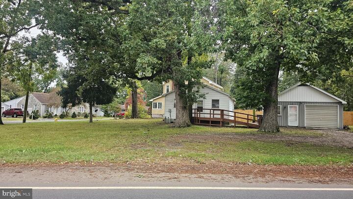 Property Photo: 413 E Walnut Street MD 21875