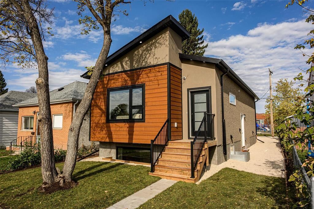 Property Photo: 331 Trent Avenue MB R2K 1E8